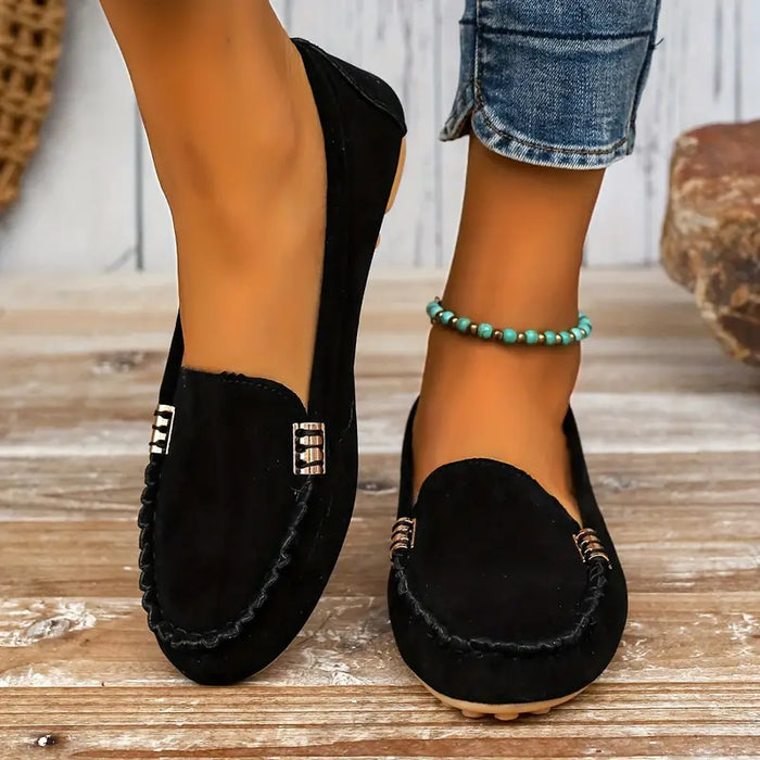 Dam Mockasinloafers med Metalldetaljer och Platt Sula