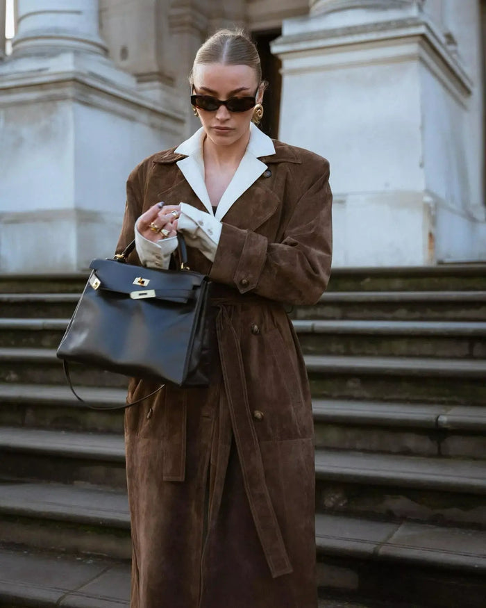 Dam Trenchcoat med Revär och Bältesknut