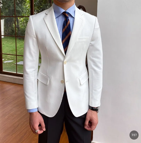 Elegant, skräddarsydd blazer med dubbelknäppning för herrar