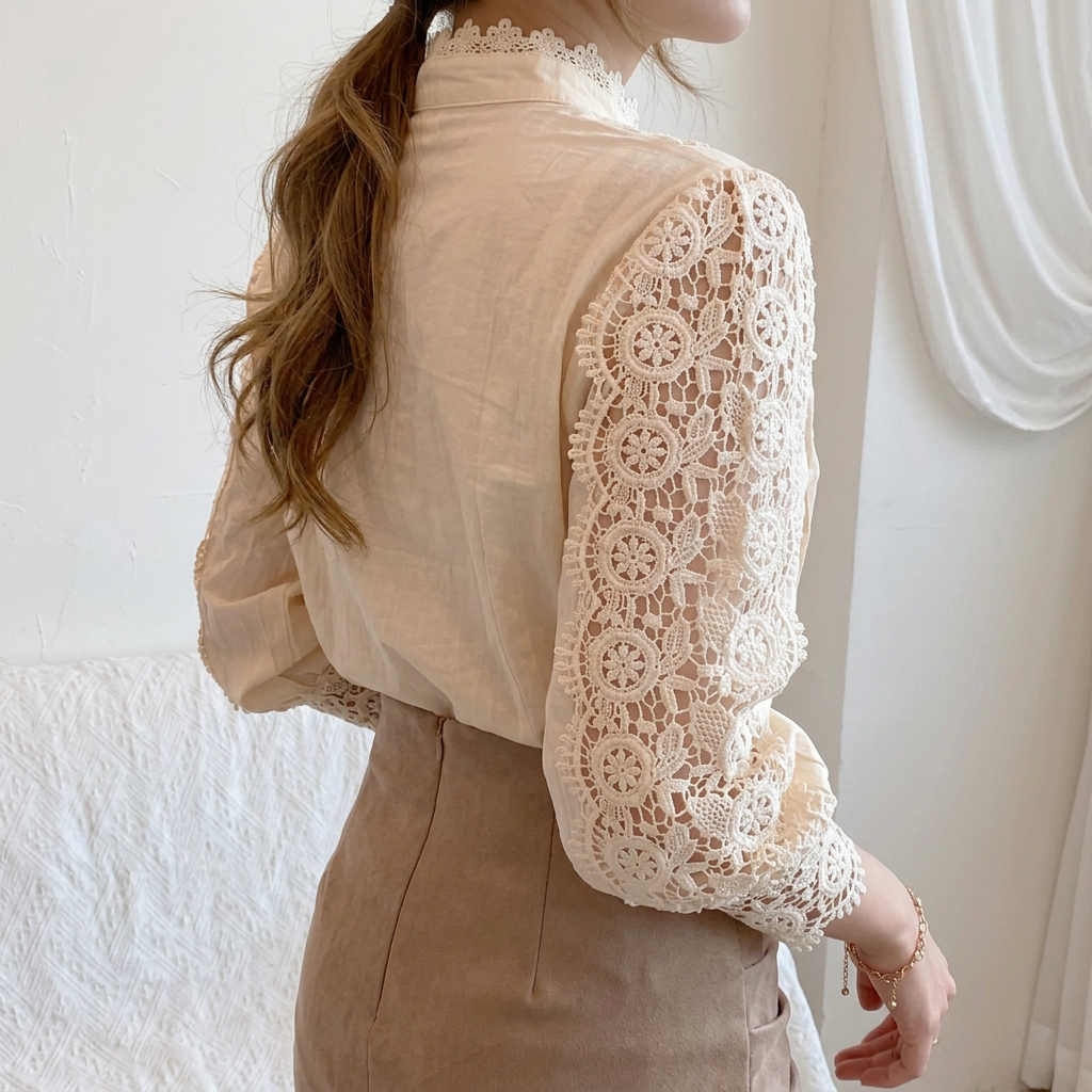 Dam Blus | Viktoriansk Stil | Pärlknappar &amp; Spetsdetaljer | Elegant Långärmad Topp
