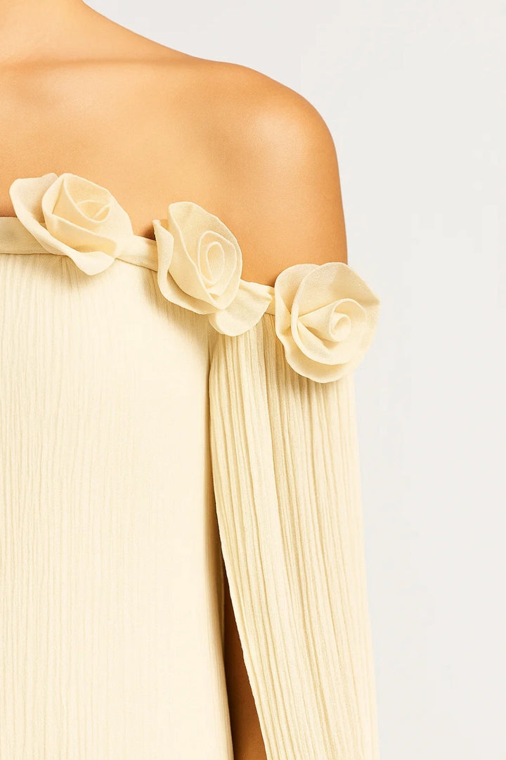Dam Klänning | Off Shoulder | Blommig Detalj